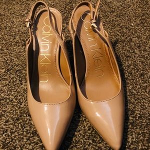 Calvin Klein Pointy toe slingback dress pumps. Size US 7.5W. Like new.
